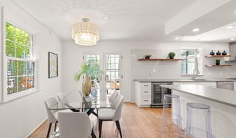 6010 BENALDER Dr, Bethesda, MD 20816