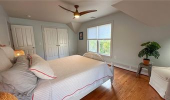 208 Chapel St, Block Island, RI 02807