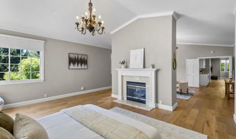 29340 Castlehill Dr, Agoura Hills, CA 91301
