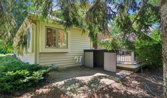 40032 N Trevino Ln, Antioch, IL 60002