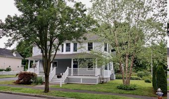 34 Suburban Ave, Cos Cob, CT 06807