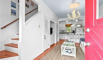 97 Narragansett Ave C3, Newport, RI 02840
