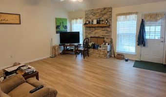 710 S Hill Ct, Biloxi, MS 39532