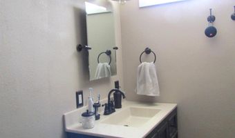 9 Ridge Rd, Atlantic, IA 50022