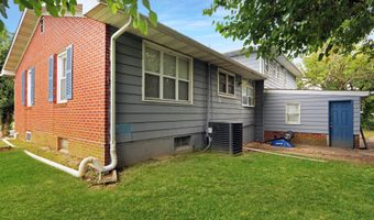 40 BERTRAND Dr, Dover, DE 19904