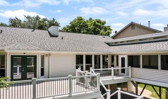 510 Wetherby Terrace Dr, Ballwin, MO 63021