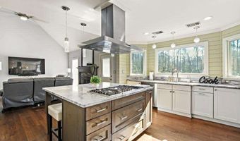 302 Bennett Farms Ct, Acworth, GA 30102