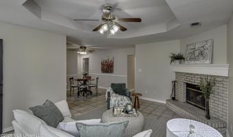 1022 Red Oak Dr, Brandon, MS 39042