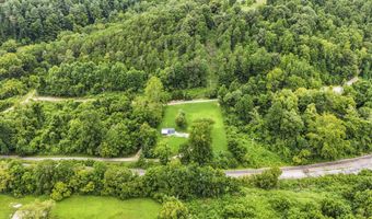 90 Railroad Lock Rd, Beattyville, KY 41311