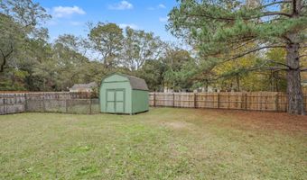 4 Shiney Leaf Ct, Beaufort, SC 29907