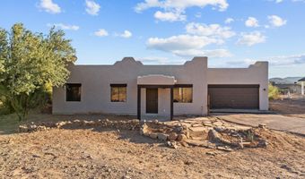 19255 E CACTUS Way, Black Canyon City, AZ 85324