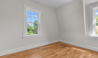 11 Taft St, Coventry, RI 02816