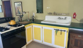 713 Warren Ave, Bisbee, AZ 85603