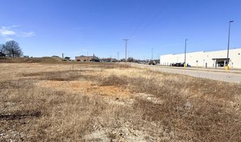 E Dyer Street, Aurora, MO 65605