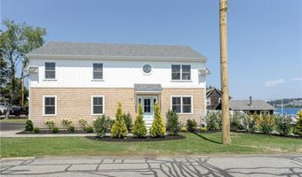 10 Mount Hope Ave, Portsmouth, RI 02871