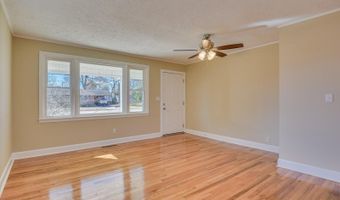 302 Burgess Dr, Aiken, SC 29801