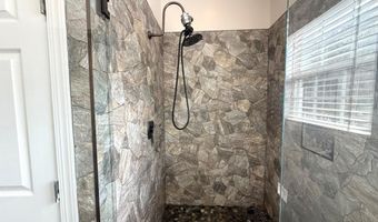 93 Oak Forrest Dr, Adel, GA 31620