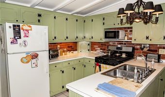 22 Colerick Ave, North Smithfield, RI 02896