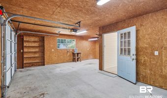 51678 Oakwood Dr, Bay Minette, AL 36507