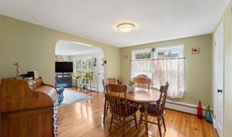 25 Hillview Ave, North Smithfield, RI 02896