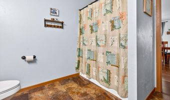 2403 W AMERICAN Dr, Neenah, WI 54956
