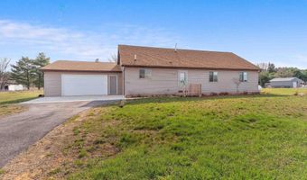 9945 W Meyers Ct, Angola, IN 46703