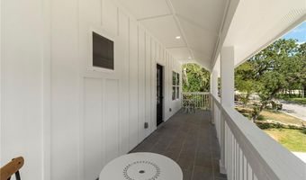 1104 Berkeley St, College Station, TX 77840