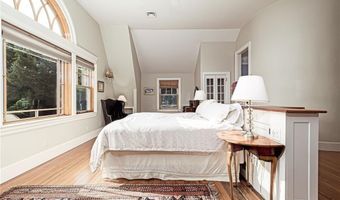 170 Lloyd Rd, North Kingstown, RI 02874