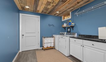 6501 Thornapple River Dr SE, Alto, MI 49302