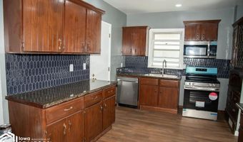 219 A Ave W, Albia, IA 52531
