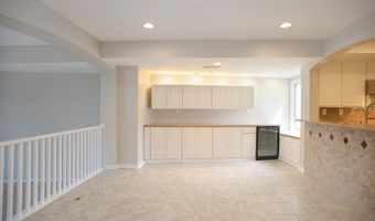 7025 CHESAPEAKE HARBOUR Dr 18B, Annapolis, MD 21403