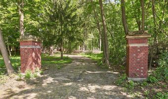 74 Maplewood Ave, Akron, OH 44313