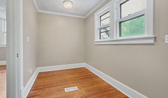 715 Jersey St, Baldwin City, KS 66006