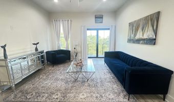 124 Court St 303, Bay St. Louis, MS 39520