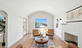 1543 79TH St, Los Angeles, CA 90047