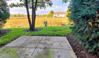 564 Woods Creek Ln, Algonquin, IL 60102