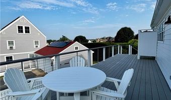 433 Wolcott Ave, Middletown, RI 02842