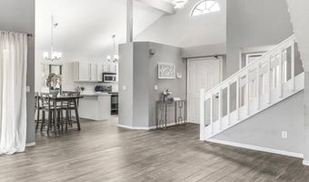 2214 GRASMERE Dr, Apopka, FL 32703