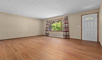 1636 S DRISCOLL St, Appleton, WI 54914
