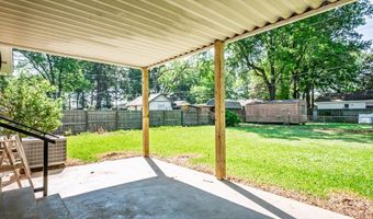 203 James St, Batesville, MS 38606