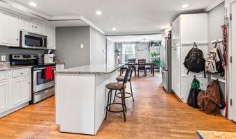 82 Main St, Blackstone, MA 01504