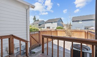 19565 HUMMINGBIRD Loop, Oregon City, OR 97045