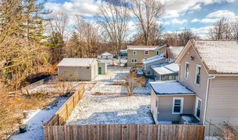 389 Seeley Ave, Amherst, OH 44001