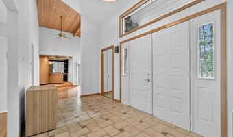 35 Greenlawn Rd, Amawalk, NY 10501