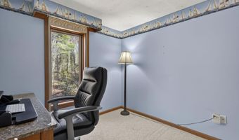 49 Birkdale Rd, Bedford, NH 03110