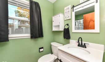 206 Winding Dr, Alexandria, IN 46001