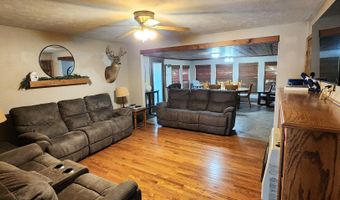 8814 County Rd 400-A, Ava, MO 65608