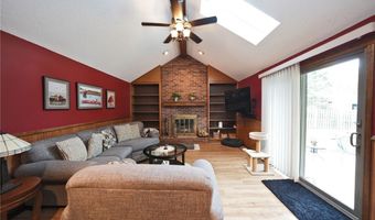 23 Grasspointe Dr, Amherst, NY 14228