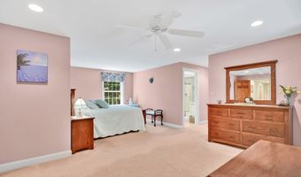 373 Broad Way, Coventry, CT 06238