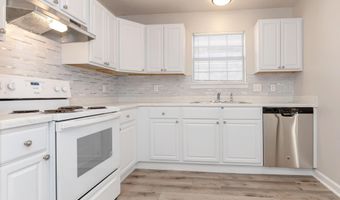 197 Bellman St, Biloxi, MS 39530